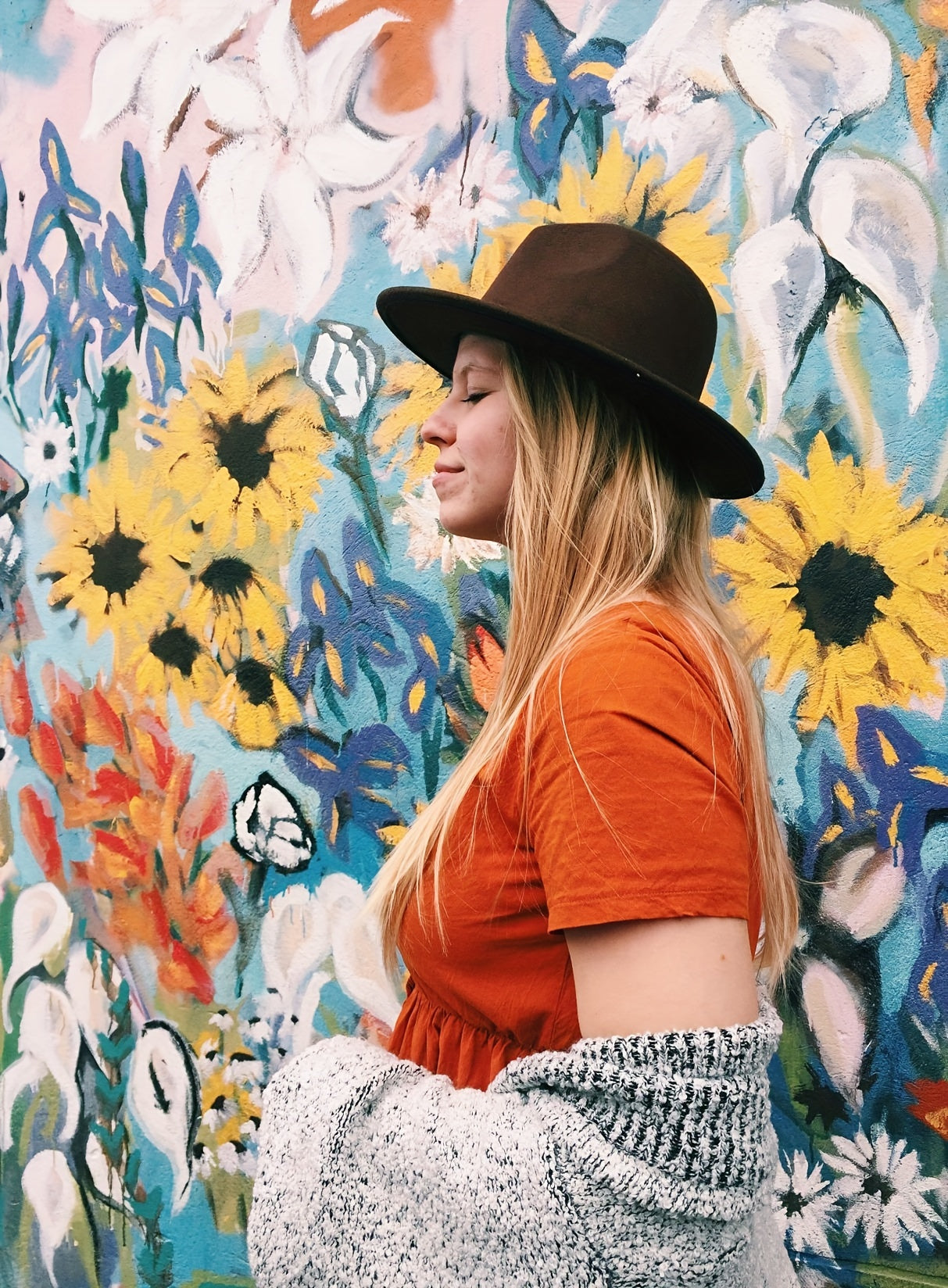 Vintage-Inspired 4-Pack Unisex Fedora Hats - Classic Cowboy/Cowgirl Panama Caps with Slim Band - High-Quality Woven Polyester, Machine Washable, Ideal for Cosplay, Photo Props & Festivals