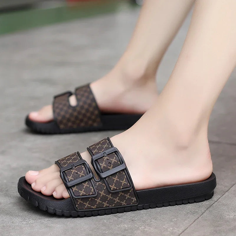 Summer Fashion Men Slippers Comfort Mens Sandals Non-slip Indoor Home Bathroom Slides Garden Shoes Outdoor Beach Casual Shoes