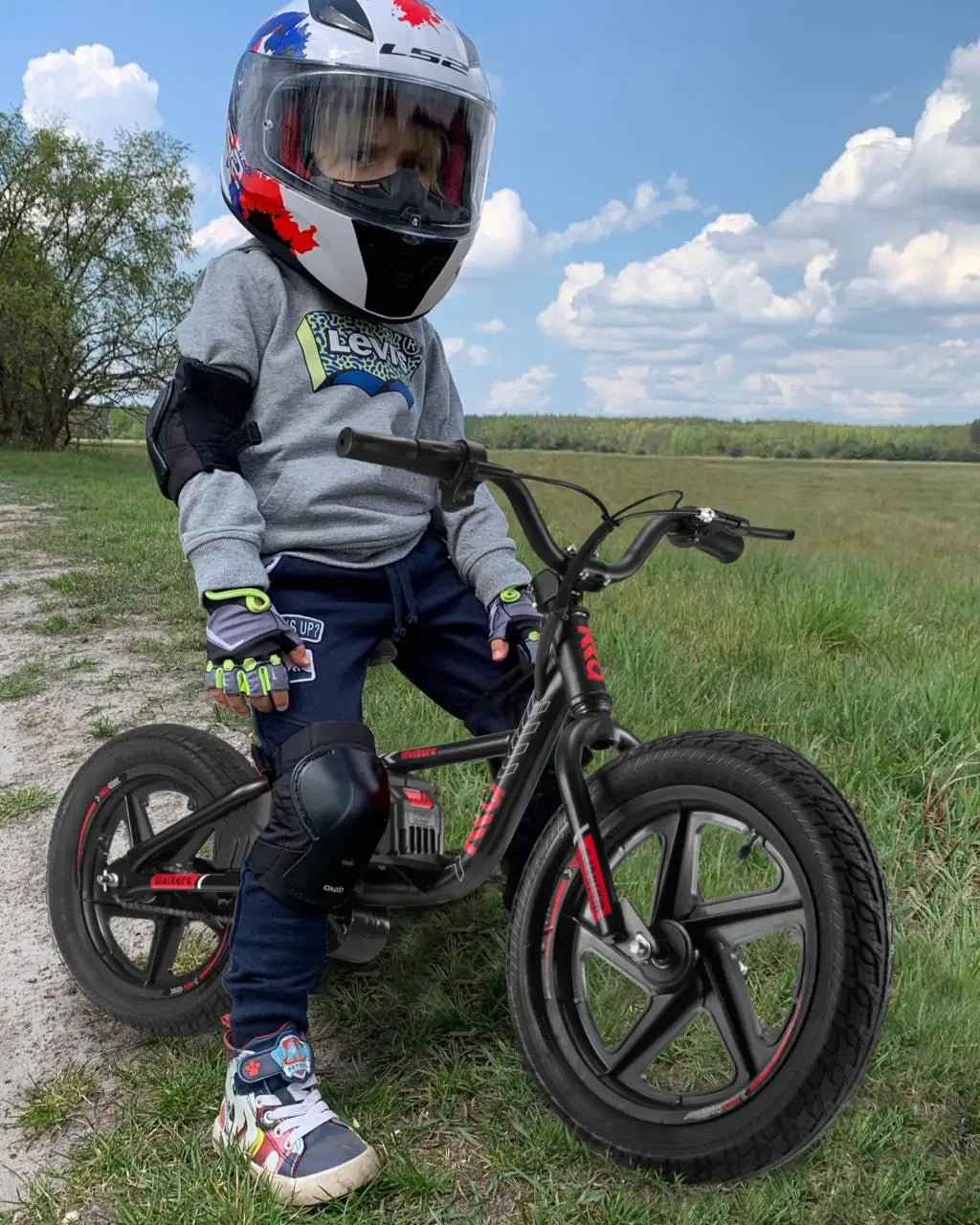 12-inch Children's Electric Bicycle Outdoor Off-road Portable Shock-absorbing Scooter