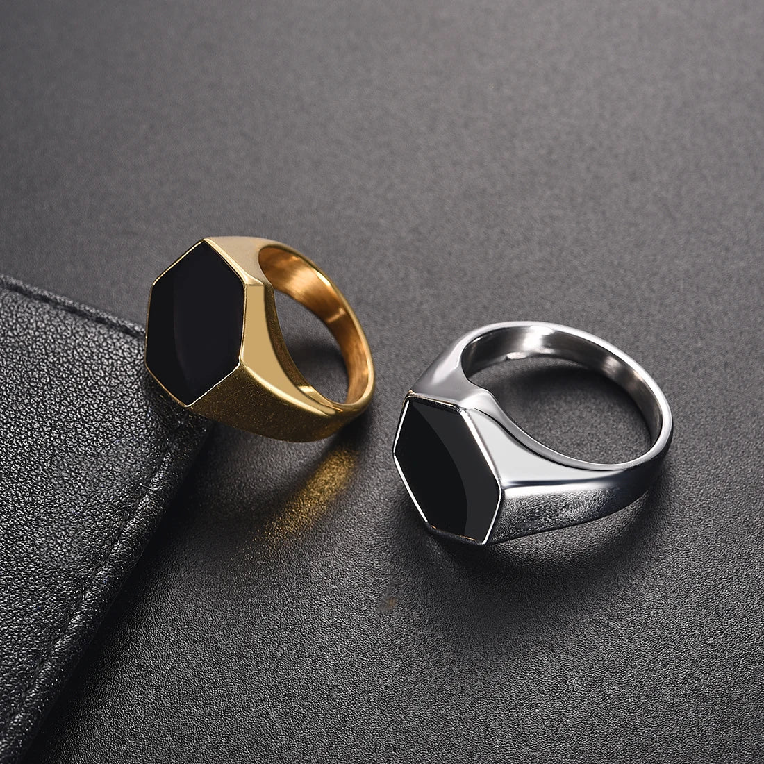 Jiayiqi Men's Ring Punk Rock Smooth 316L Stainless Steel Signet Ring For Men Hip Hop Party Jewelry Wholesale Male Wedding Anel