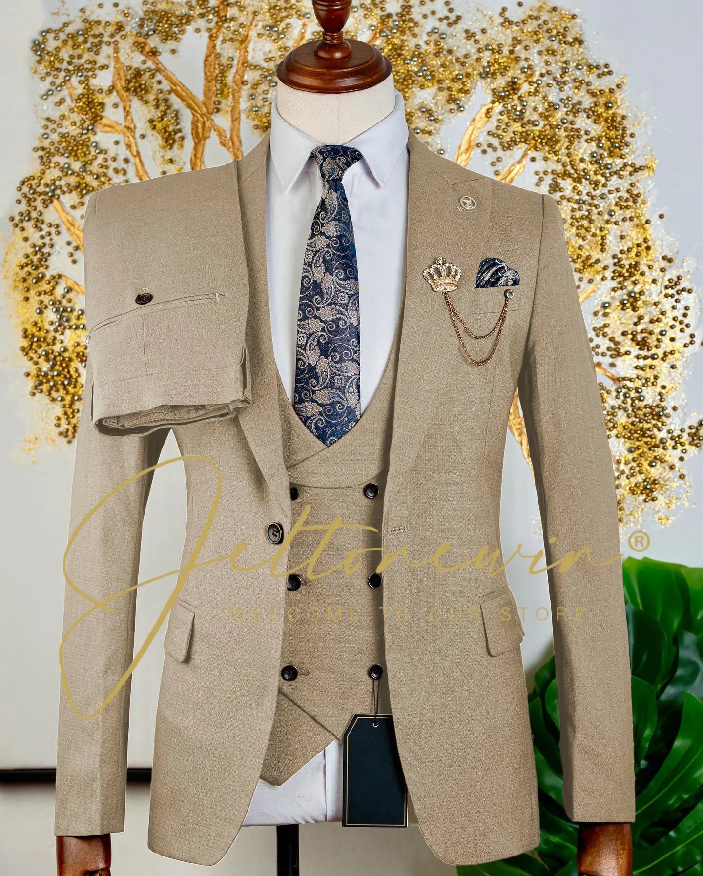 Men's Brown Three Piece Suit with Vest and Trousers Slim Fit Formal Wear for Wedding Groomsmen Party Business Occasion