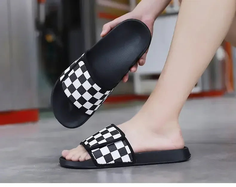 Slippers for Men To Wear Outside in Summer Men's Non-slip and Anti-odor Comfortable Soft Flip-flops Outdoor Trendy Sandals