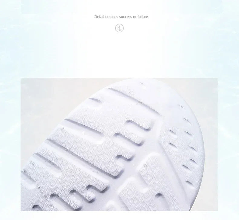 2024 New Fashion Sandals Men Clog Sandals Comfortable Breathable Zapatillas Hombre Beach Sandals Men Clogs Slippers Soft Bottom