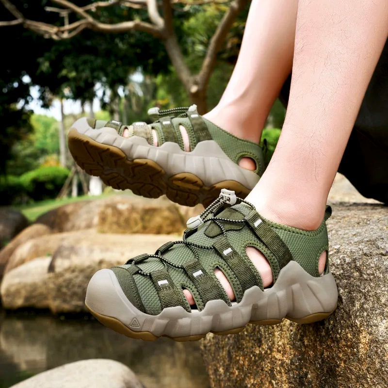 Summer Men Sandals Beach Trekking Hiking Casual Slippers Soft Fishing Outdoor Climbing Mesh Classic Roman Fashion Comfortable