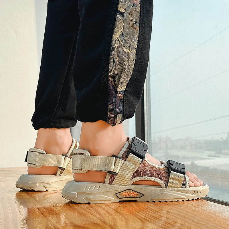 Hot Sale Men Sandals Outdoor Thick Bottom Non-Slip Sports Casual Sandals for Men Summer Wear-resistant Mens Slippers New Fashion
