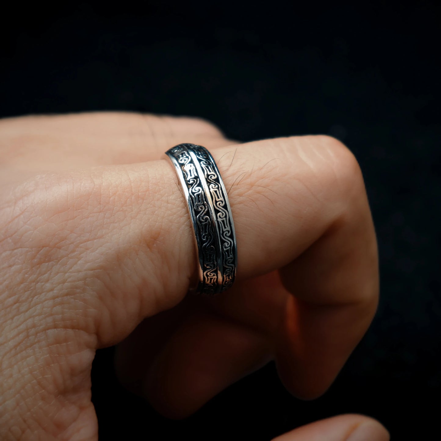 Retro Zoomorphic Spiral Motif Adjustable Open Ring For Men Silver-plated Copper Gothic Edgy Jewelry Historic Accessories Gift
