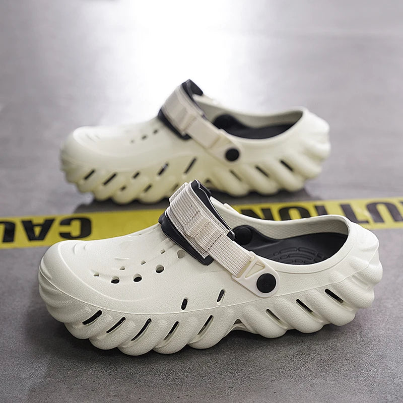 Summer New Men's Fashionable Versatile Sandals  Anti Slip and Wear-resistant Shoes Thick Soled Soft Soled Slippers Breathable