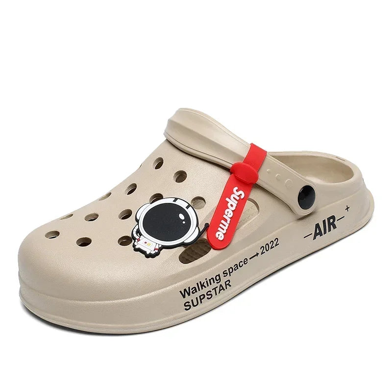 Water Shoes Sandals For Men Black White Men Women Sandals Breathable Home Slippers Outdoor Fashion Garden Clogs Couple Shoes