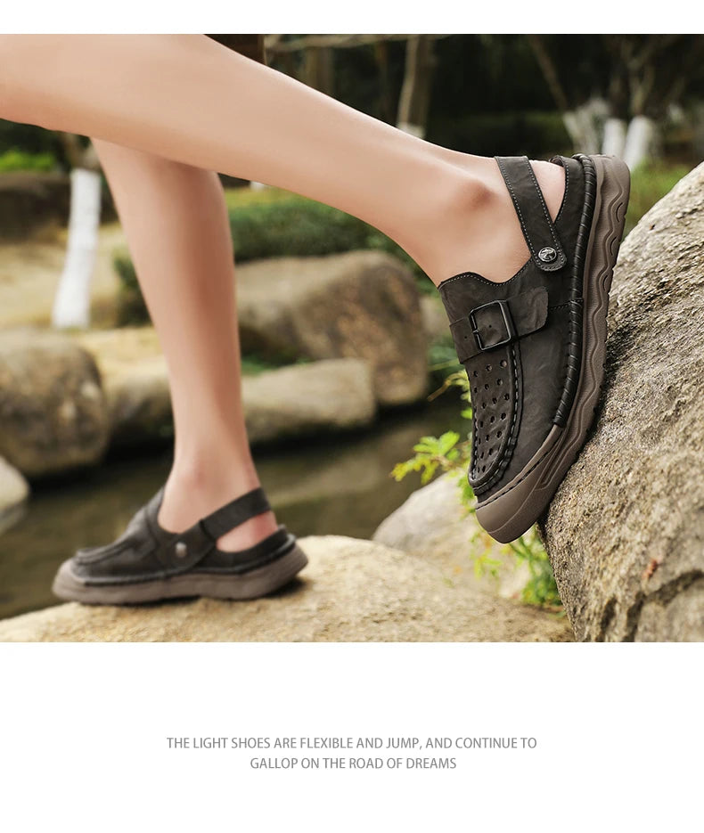Summer Men‘s Sandals Casual Comfortable Men Slippers 2025 New Designer Sneakers Lightweight Outdoor Beach Sandals Men's Shoes