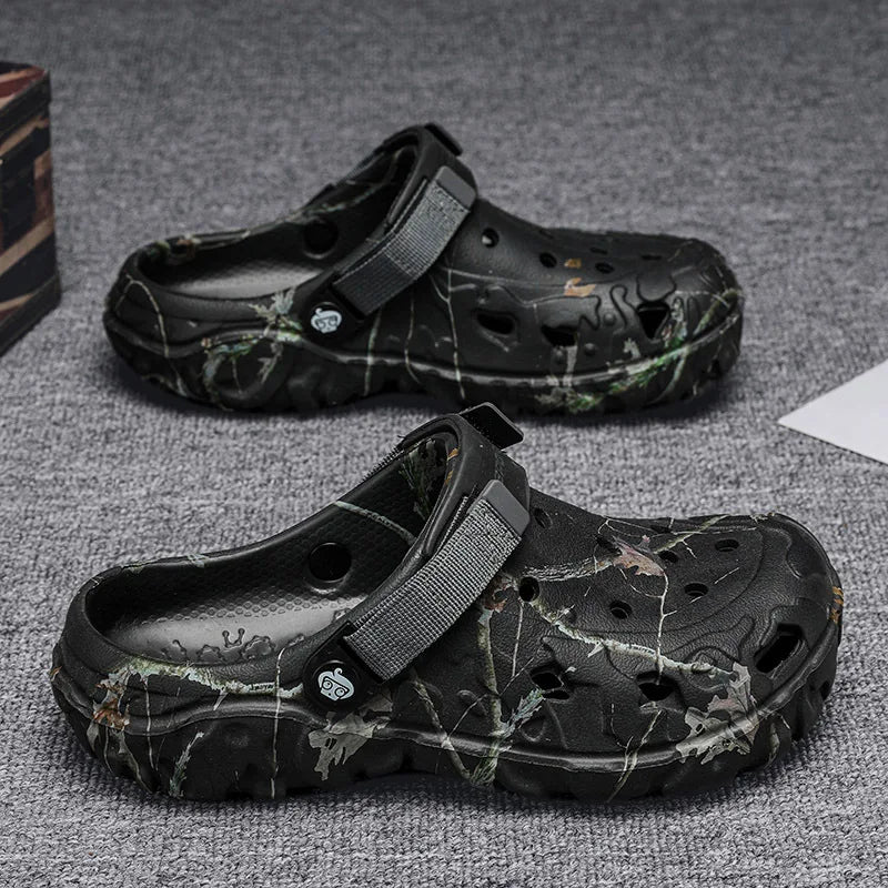 2025 Summer Men's Sandals Home Garden Shoes Lightweight Platform Male Slippers Soft Bottom Flip Flop Sandals Hot Outdoor Sandals