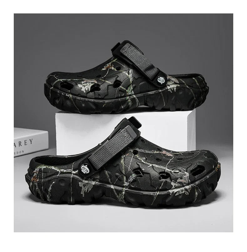 2025Men Slippers High Quality Classic Outdoor Anti-Slip Garden Shoes Lightweight Fashion Casual Sandals Sandals for Men Platform