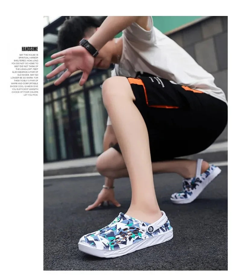 2024 New Fashion Sandals Men Clog Sandals Comfortable Breathable Zapatillas Hombre Beach Sandals Men Clogs Slippers Soft Bottom