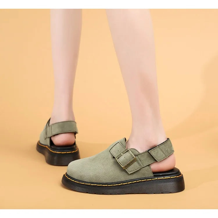 Men's Fashion Large Leather Casual Slippers Men's Four Seasons Half Slippers Non Slip Beach Shoes Classic Clogs Shoes