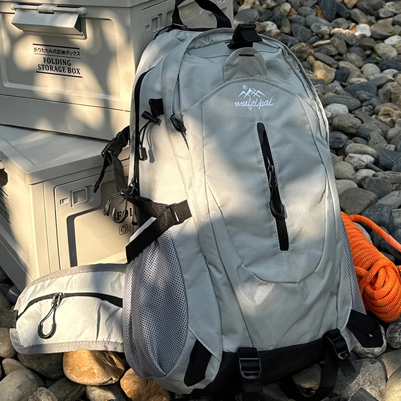 Outdoor Hiking  Rucksack Backpack Mountaineering Bag for Men Women Sports Trekking Backpack Light Travel Camping