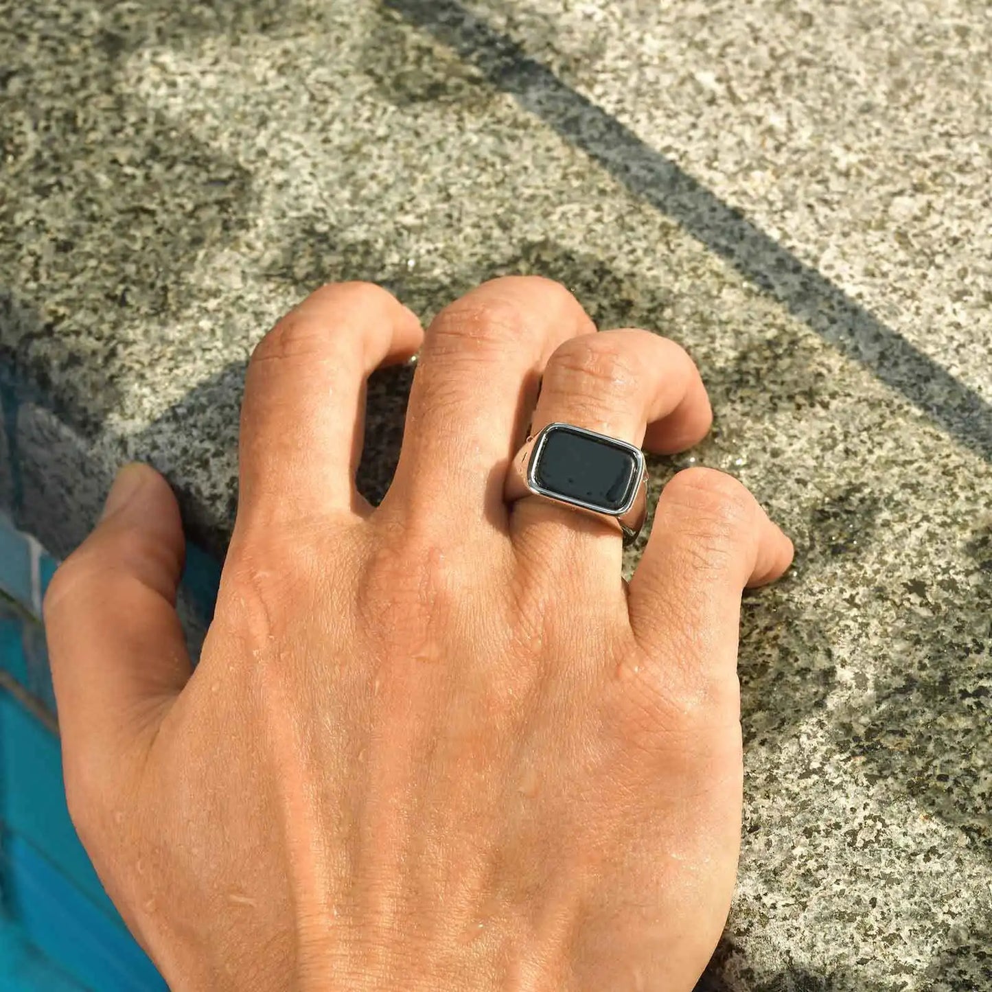 Vnox Men's Stainless Steel Geometric Glass Stone Signet Ring, 12.8mm Width Size 7-12 Waterproof Rectangle Top Ring Gift for Men‌