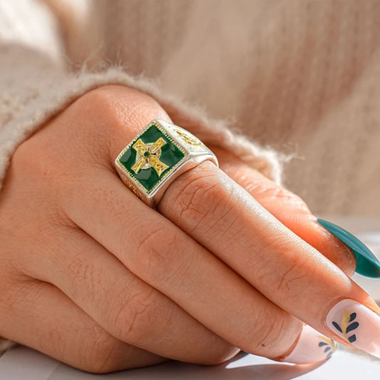 Vintage Luxury Green Color Square Cross Men's Ring, Personalized and Creative Ethnic Style Holiday Accessories Jewelry