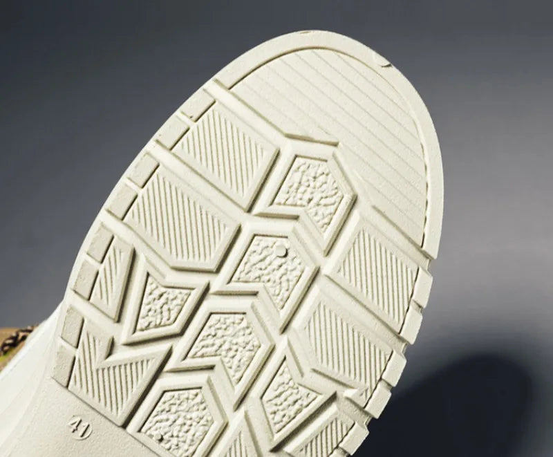 2025New Men High-top Casual Shoes Outdoor Comfort Sneakers Lightweight Man Running Sport Shoes Soft-soled Walking Zapatos Hombre