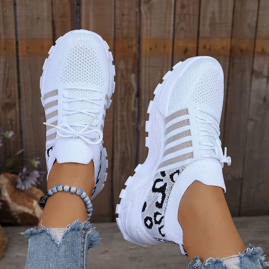 Women's Shoes Breathable Mesh Walking Shoes for Spring Summer Comfortable Lace Up Design Flat Bottomed Casual Style Sports Shoes