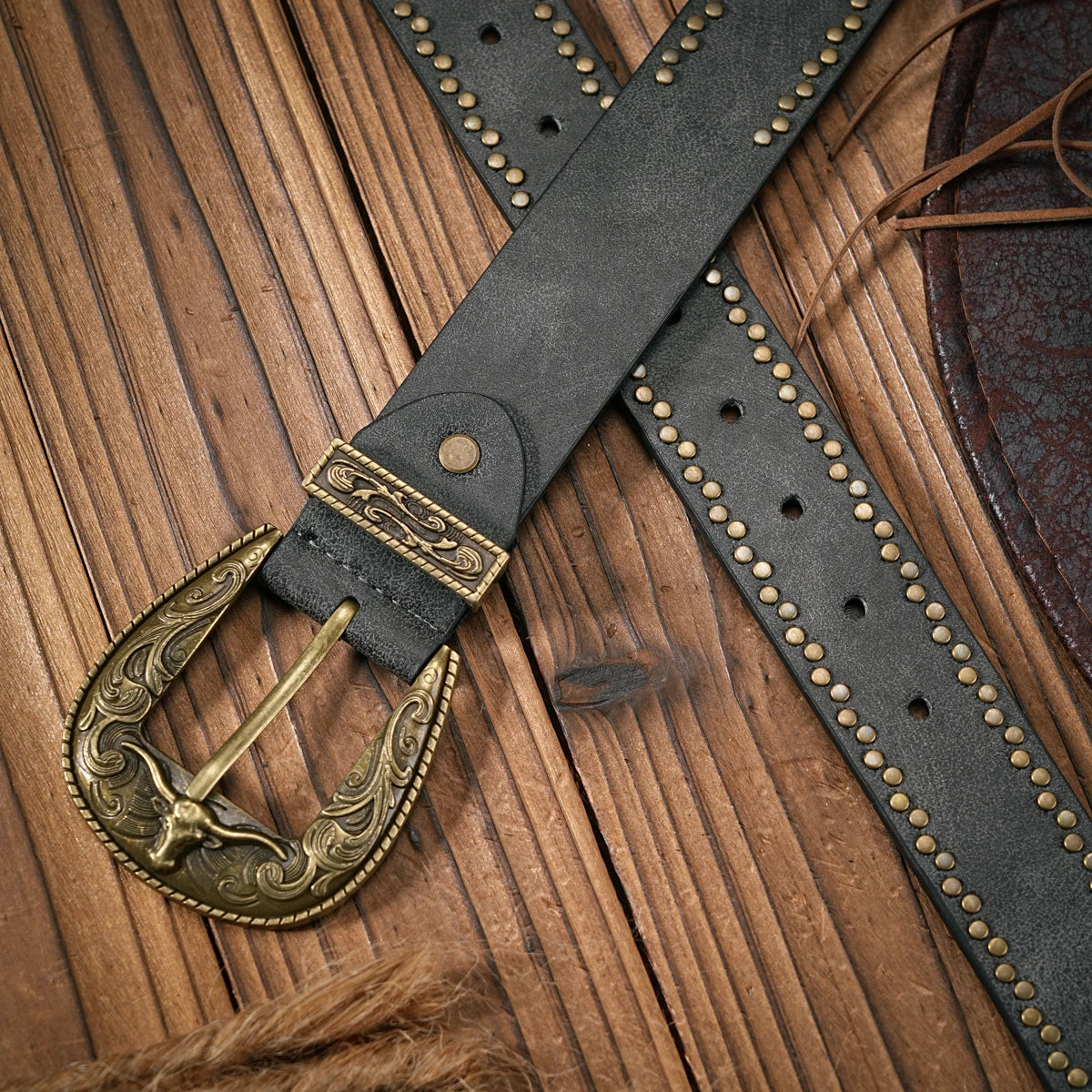 Men - Women - Western Denim - pu leather - Belt - Vintage jeans with floral carved buckle belt