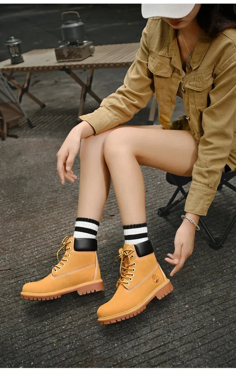 Men Boots High Top Boots Men's Leather Shoes Winter Fashion Plush Warm Shoes Outdoor Sneakers Lace Up Non-Slip Ankle Boots Male