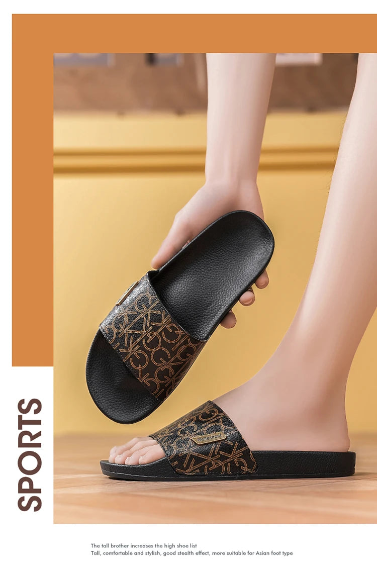 2025 Slippers Men's Trendy Korean Version Personalized Outdoor Wear Roman Soft-sole Seaside Casual Flip-flops Beach Shoes
