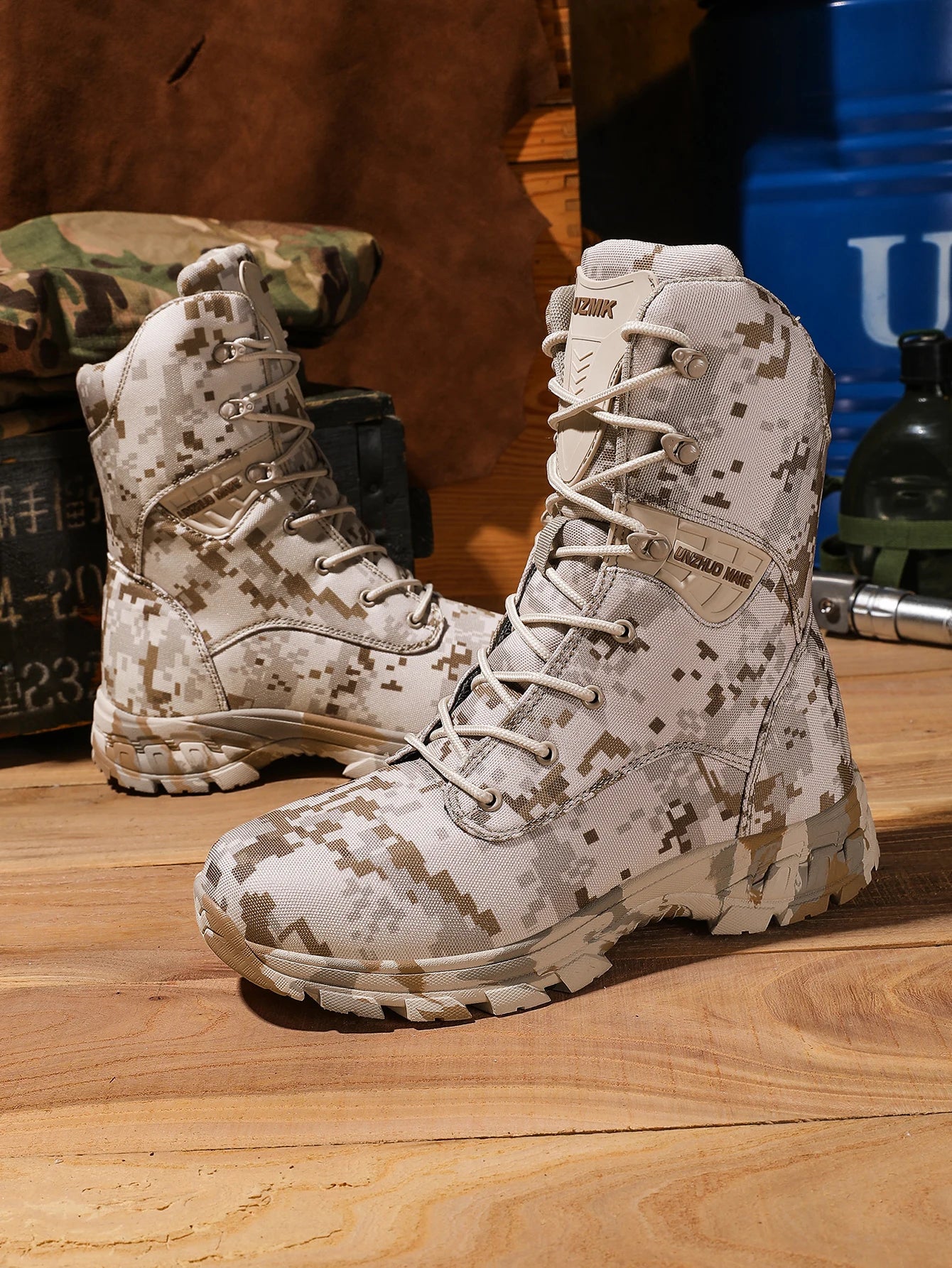 Men's Camouflage Tactical Boots Mountaineering Hiking Desert Waterproof Work Safety Shoes Ankle Boots Men's Outdoor Boots