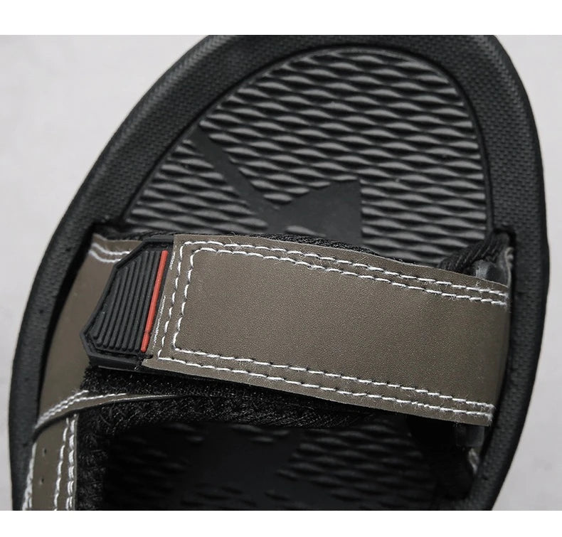 Brand Classic Mens Sandals Summer Genuine Leather Sandals Men Outdoor Casual Lightweight Sandal Fashion Men Sneakers Size 39-47