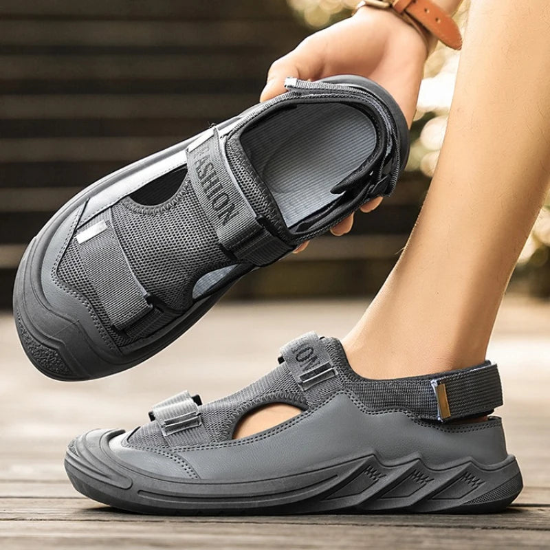 Men's Sandals Soft Bottom Summer Vacation Casual Beach Shoes Breathable Baotou Sandals