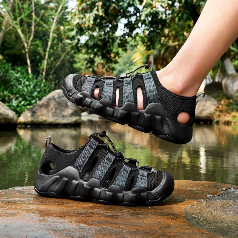 Summer Men Sandals Beach Trekking Hiking Casual Slippers Soft Fishing Outdoor Climbing Mesh Classic Roman Fashion Comfortable