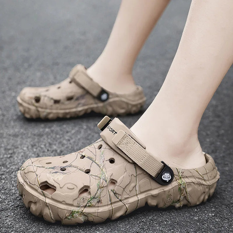 Men Slippers High Quality Classic Outdoor Anti-Slip Garden Shoes Lightweight Fashion Casual Sandals Sandals for Men Platform