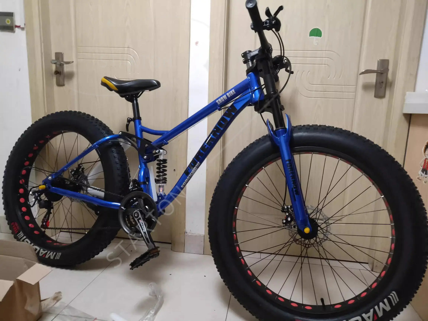 26 Inch 4.0 New Design 4.0 Fat Bike Snow Mountain Bike New Beach Cruiser Bike