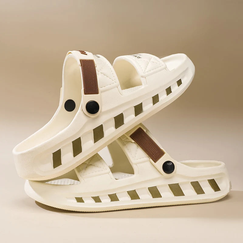 Men's outdoor slippers Men's comfortable beach shoes Fashion men's waterproof light shoes Men's summer simple EVA slippers
