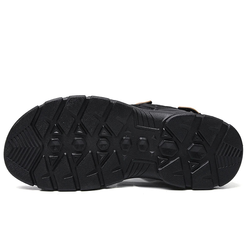 Men's shoes summer plus size shoes hollow soft bottom layer cowhide sandals casual sandals light outdoor beach shoes 38-46
