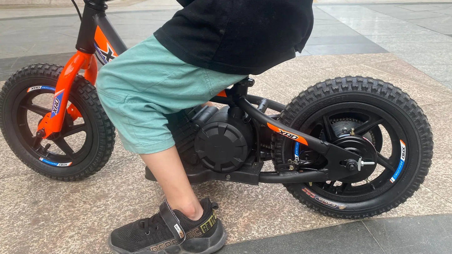 12-inch Children's Electric Bicycle Outdoor Off-road Portable Shock-absorbing Scooter
