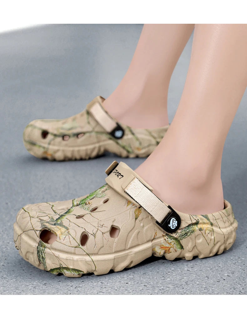 2025 Summer Men's Sandals New Home Garden Shoes Comfortable and Lightweight Men Slippers Non-Slip Soft Bottom Flip Flop Sandals