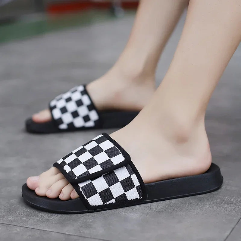 Slippers for Men To Wear Outside in Summer Men's Non-slip and Anti-odor Comfortable Soft Flip-flops Outdoor Trendy Sandals