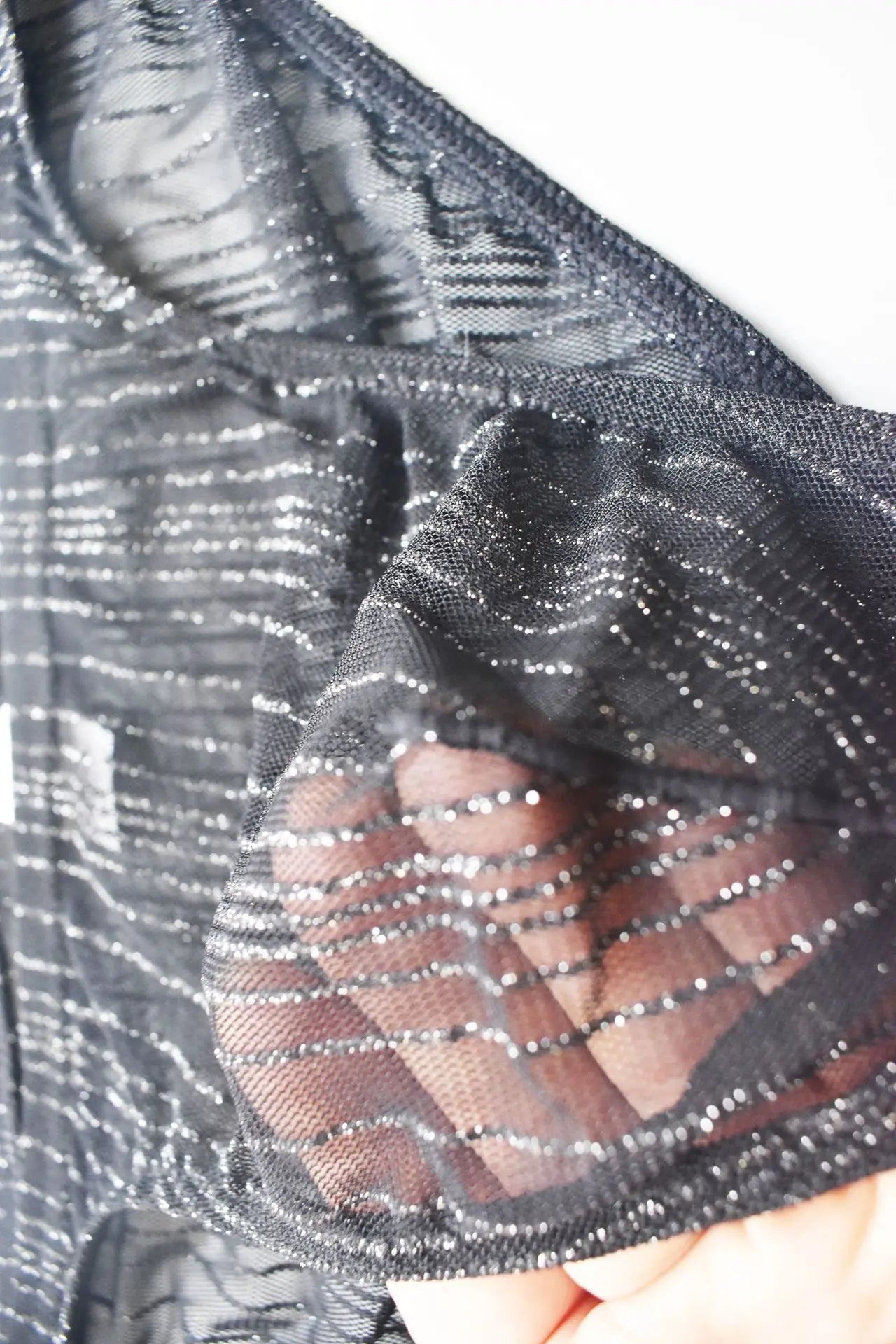 Men's sexy underwear, transparent and fun mesh thin transparent quick drying triangle pants, low waist breathable underwear