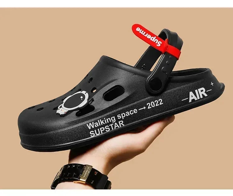 Water Shoes Sandals For Men Black White Men Women Sandals Breathable Home Slippers Outdoor Fashion Garden Clogs Couple Shoes