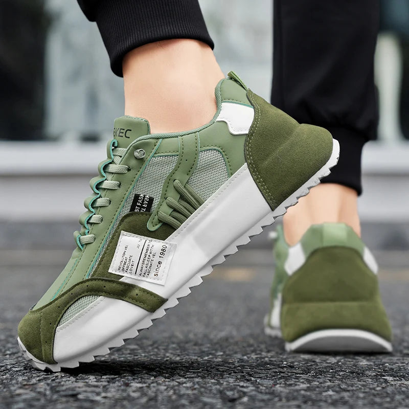 Men Luxury Sneakers Sports Shoes Moccasins Chunky Men Casual Sneakers Comfortable Breathable Trend Designed Personality Shoes