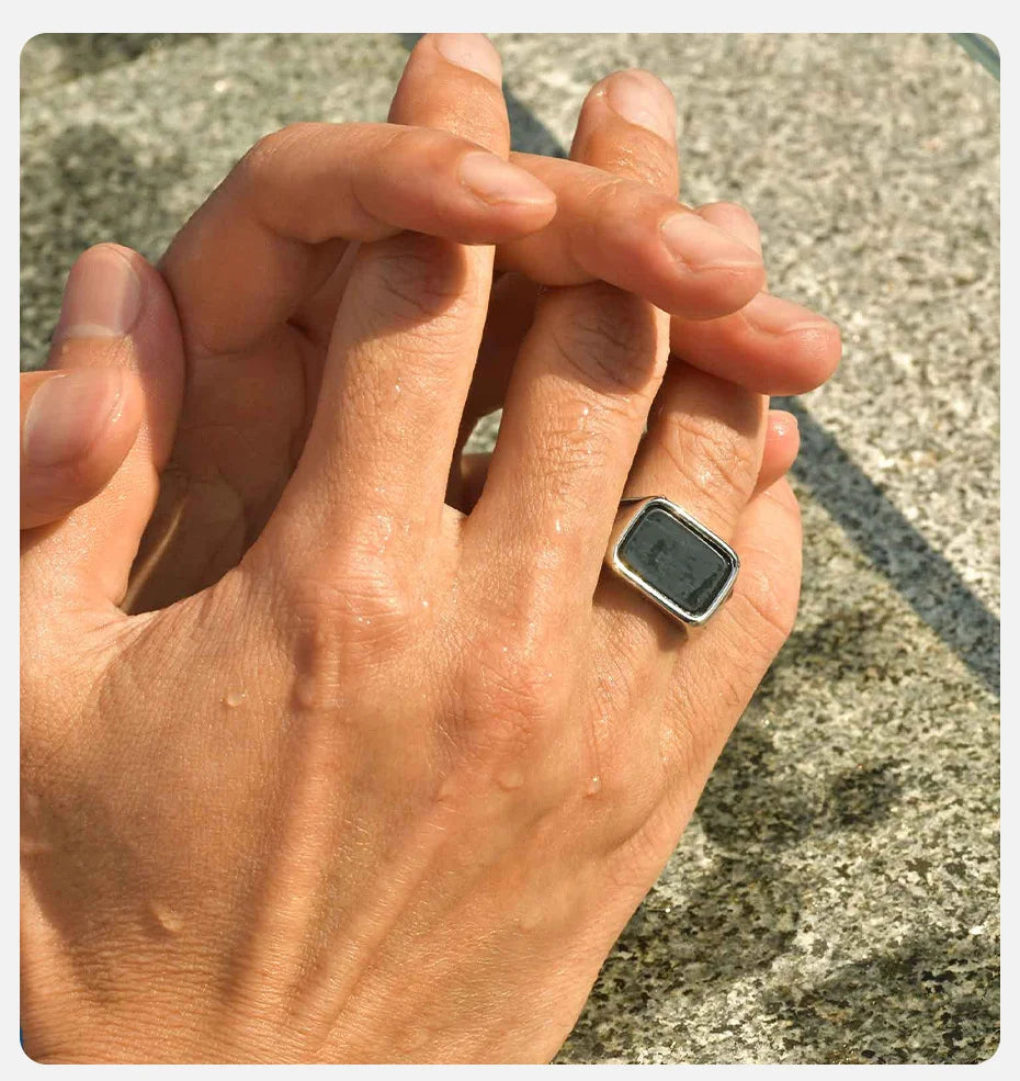 Vnox Men's Stainless Steel Geometric Glass Stone Signet Ring, 12.8mm Width Size 7-12 Waterproof Rectangle Top Ring Gift for Men‌