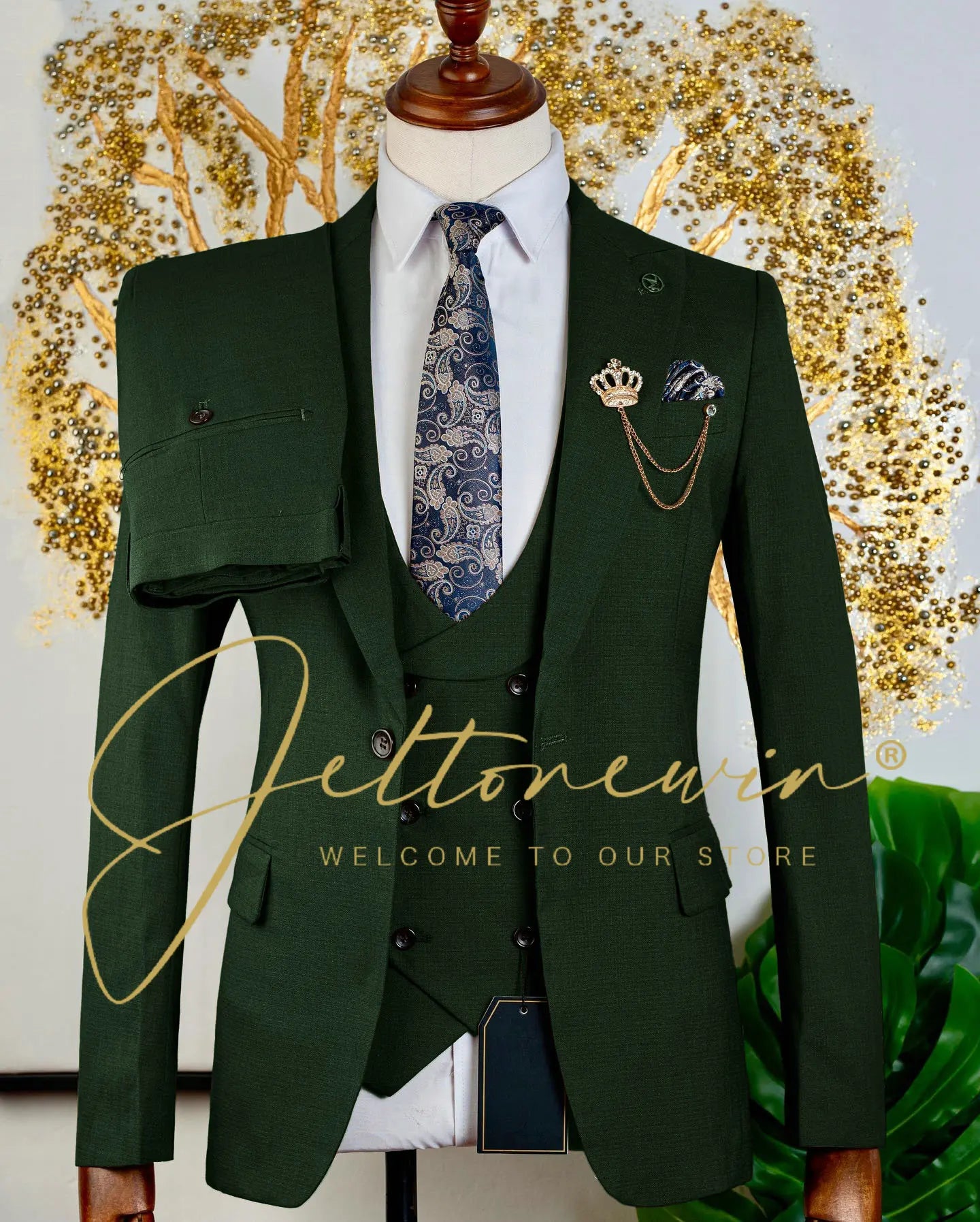 Men's Brown Three Piece Suit with Vest and Trousers Slim Fit Formal Wear for Wedding Groomsmen Party Business Occasion
