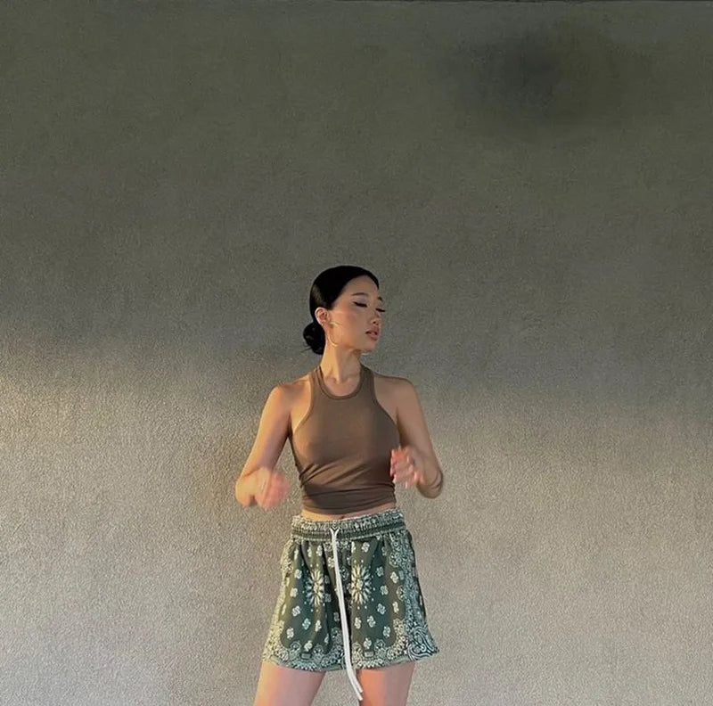 2024 New summer men shorts men and women's fashion beach seaside casual pants mesh sports quick-drying quarter pants