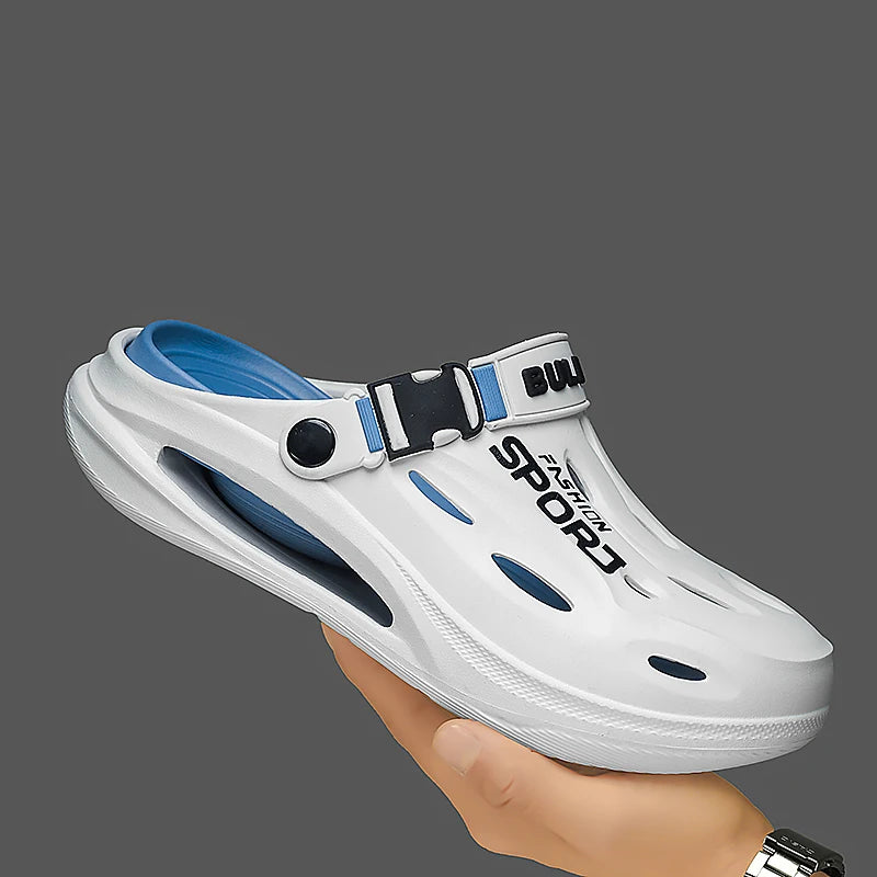 A Pair of Men's New Clogs, Summer New Wear-Resistant, Non-Slip Sports Beach Shoes, Soft-Soled Comfortable Men's Shoes for Driving