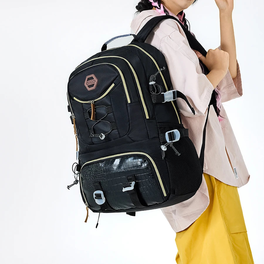 Large Capacity Outdoor Travel Backpack,Men's Hiking Backpack with Shoe Compartment,Spacious Travel Bag ,Sports Camping Backpack