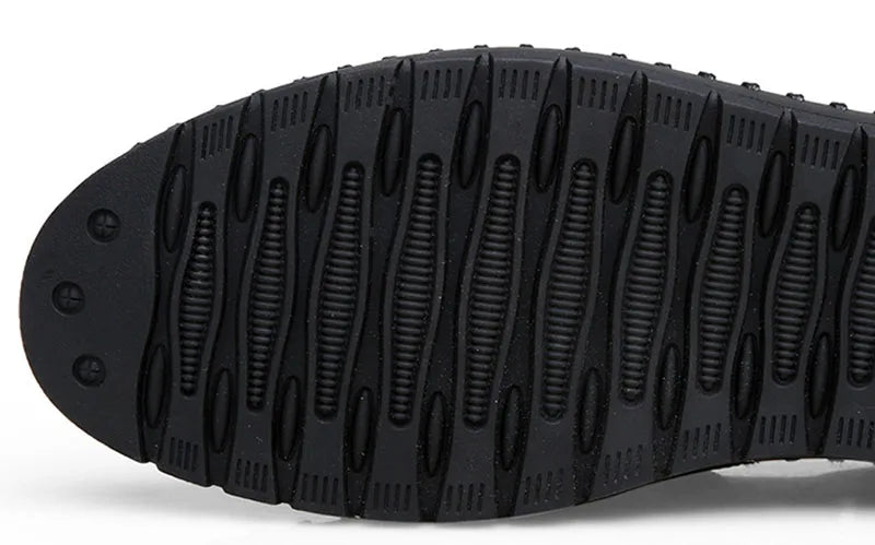 New 2025 Summer Shoes Men Sandals Genuine Leather Flat Non-slip Holiday Fashion Male Footwear Black Yellow D326