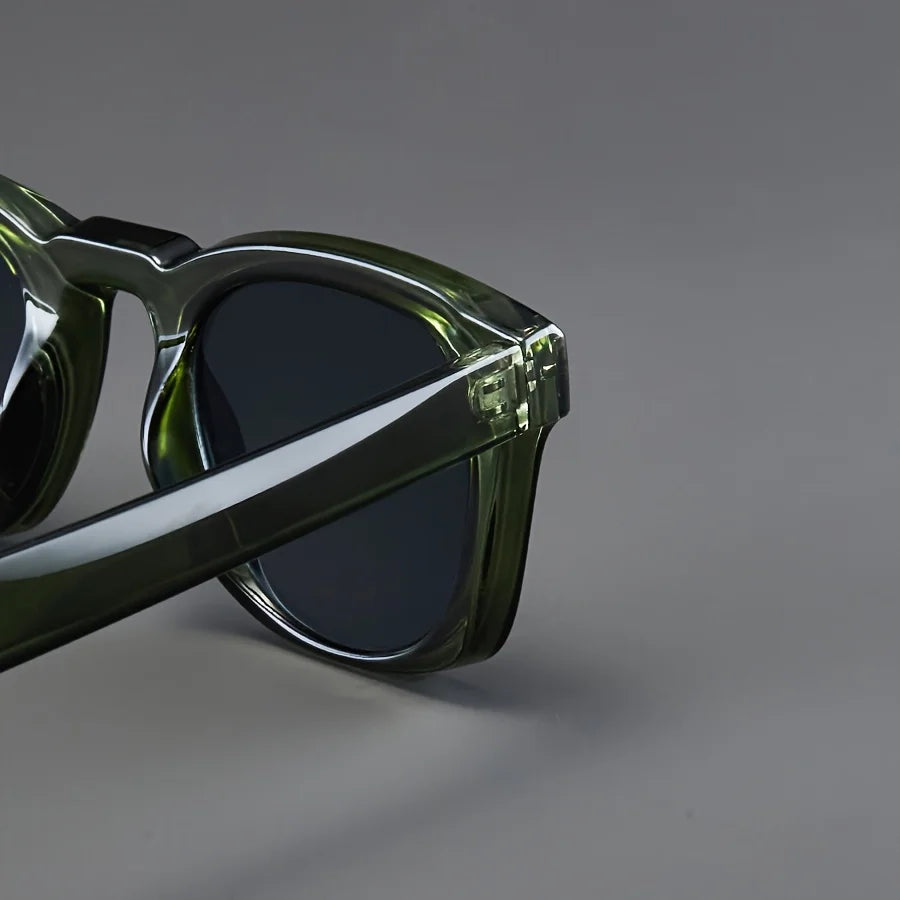 Men Women Classic Full Frame Versatile Advanced Retro Trend Glasses Suitable for Daily Leisure Photography Use Valentine's Day