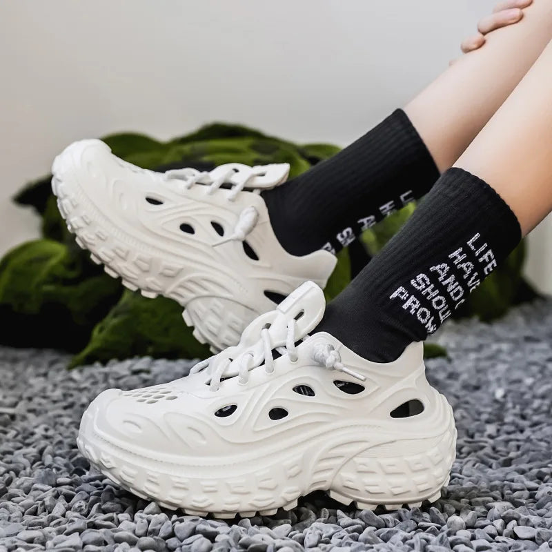 Sandals for Men Outdoor Non-slip Tire Sole Hole Shoes Hollow Breathable Men's Sandals Beach Lightweight Platform Sneakers Men