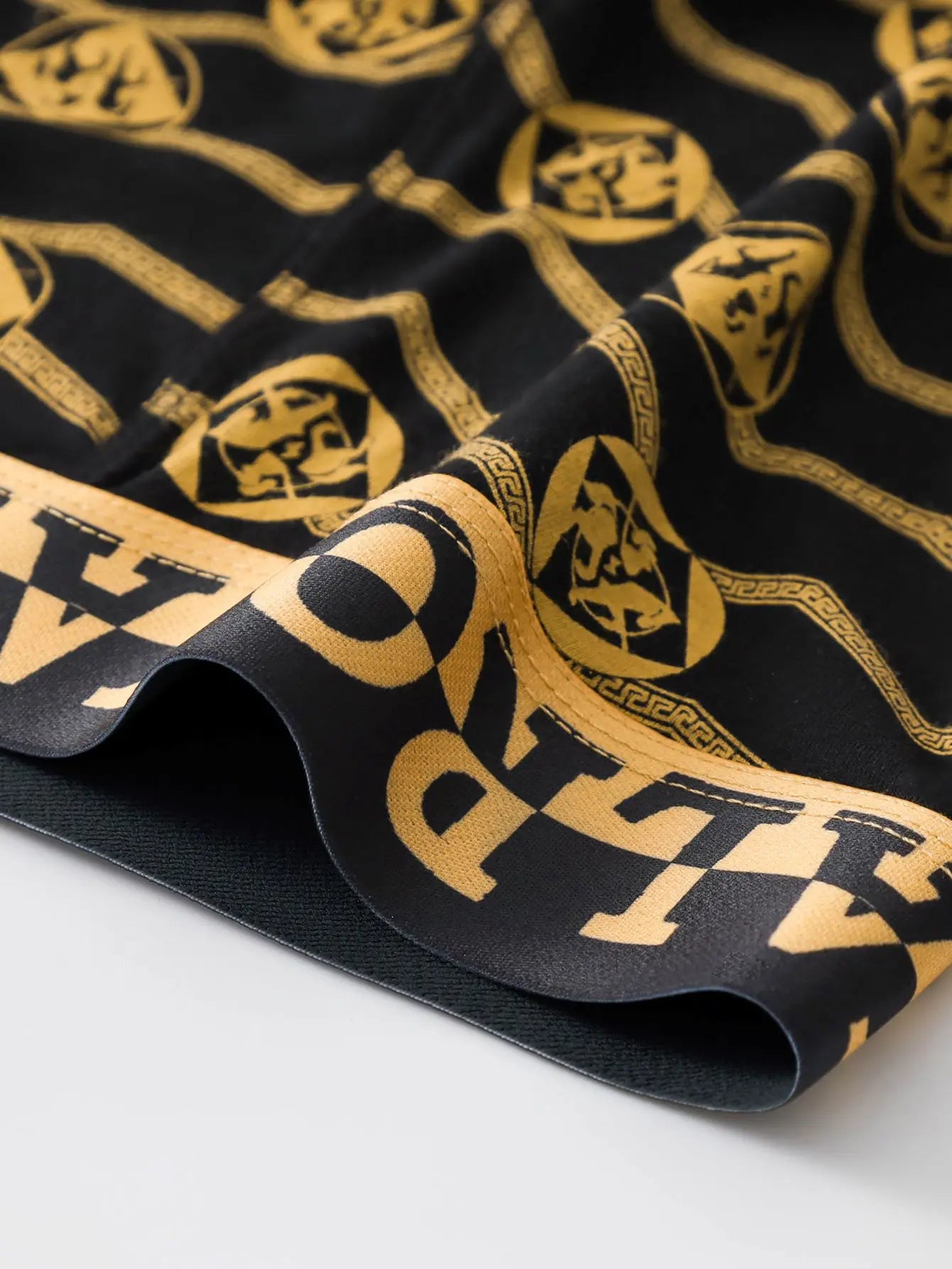 4 pieces of men's underwear, boxer shorts men's underwear, black and gold boxer underwear breathable men's plus size universal