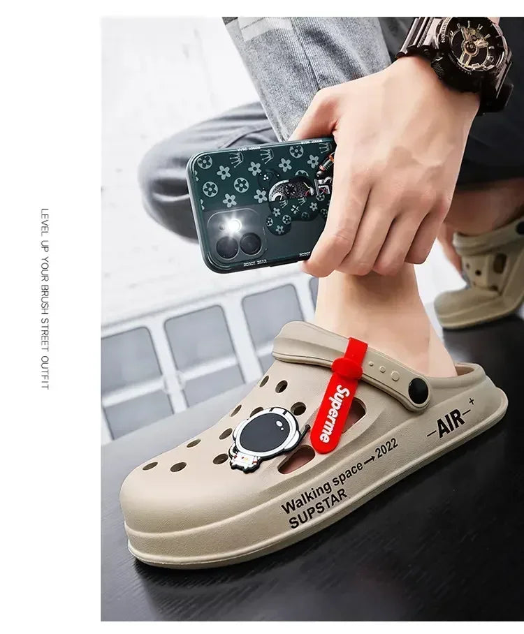 Water Shoes Sandals For Men Black White Men Women Sandals Breathable Home Slippers Outdoor Fashion Garden Clogs Couple Shoes