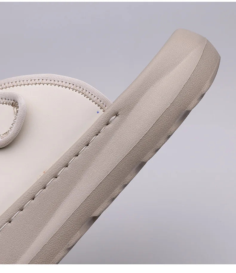 Men's Slippers 2025 Summer Breathable Outdoor Beach Sandals Non Slip Flip Flops New Flat Slippers High Quality Men's Shoes